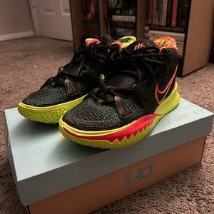 Men’s Kyrie 7